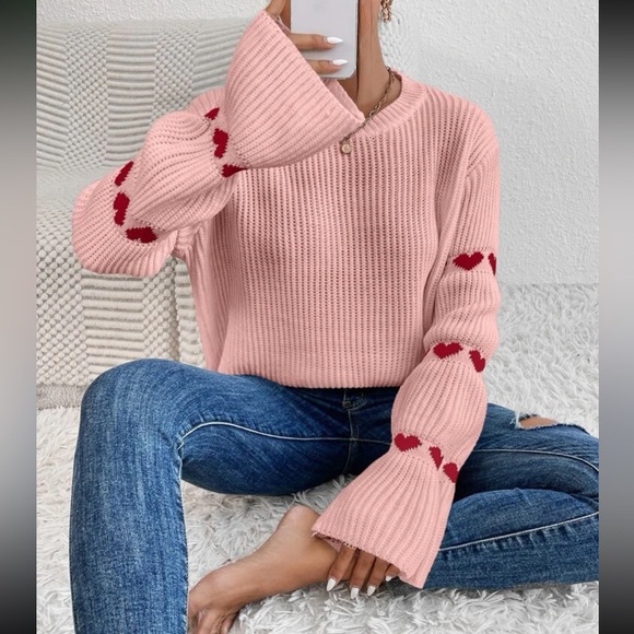 Cozy white hearts print sleeve sweater top - Picture 4 of 13